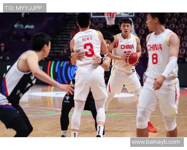 中国男篮国奥队对阵香港队的精彩对决即将上演，期待年轻球员的出色表现与团队合作