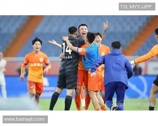 泰国与中国香港足球对决精彩比分揭晓引发球迷热议